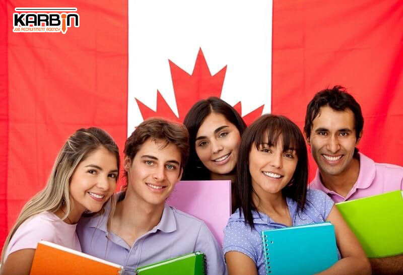  شبکه‌سازی با افراد و متخصصان موجود در کانادا می‌تواند به شما در یافتن فرصت‌های شغلی کمک کند. 